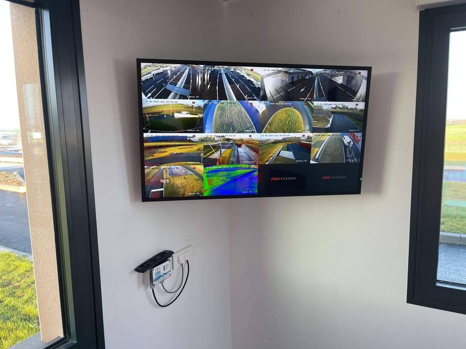 Mur d'images vidéoprotection Hikvision multi-caméras